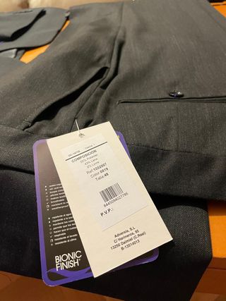 Traje de hombre negro