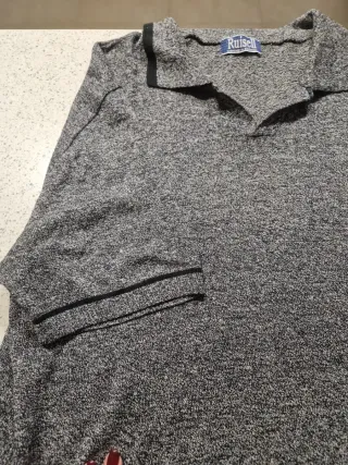 Suéter Russell Gris Manga Corta Hombre