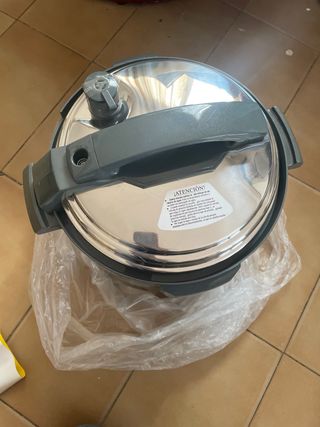 Olla a presión programable Aristok