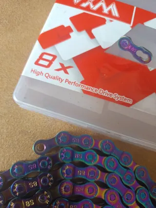 Cadena Bici MTB 8x speed Arcoíris