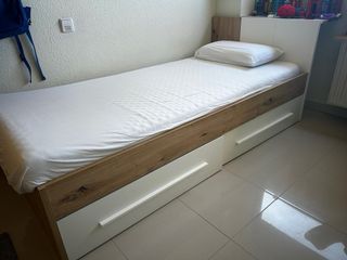 Cama individual con colchón – ¡En excelente estado