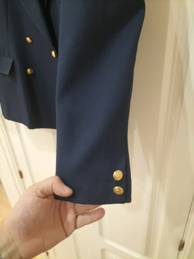 Chaqueta Almirante Azul con Detalles Dorados