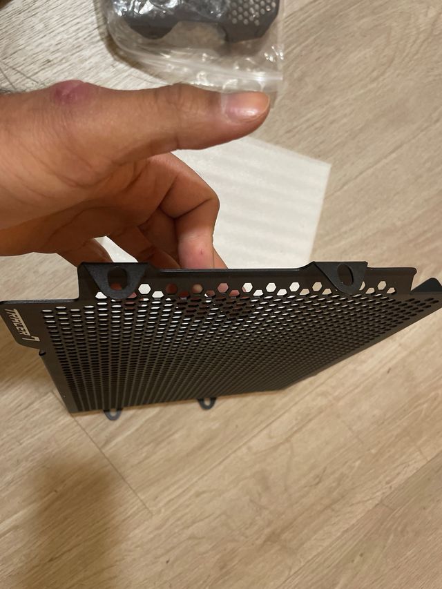 Protector Radiador Yamaha Tracer 700/GT