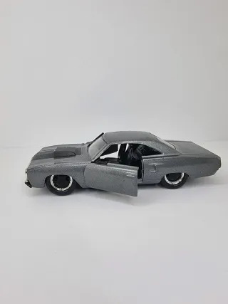 Modellino Auto Muscle Car Custom 1:24 Metallo