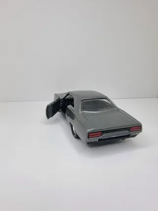 Modellino Auto Muscle Car Custom 1:24 Metallo