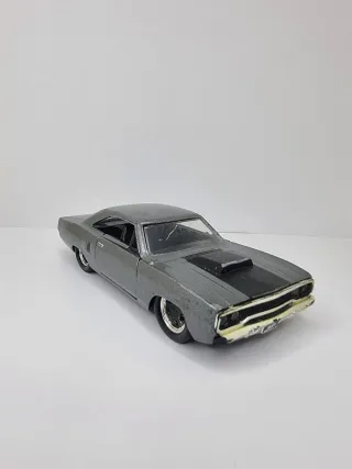 Modellino Auto Muscle Car Custom 1:24 Metallo
