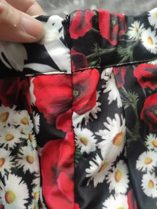 Falda mini estampada flores mujer