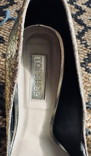 Tacones Stiletto Dorados Mujer 37