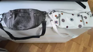 Riñoneras Desigual (Gris y Blanca)