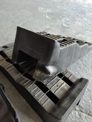 Calzos Autocaravana Thule