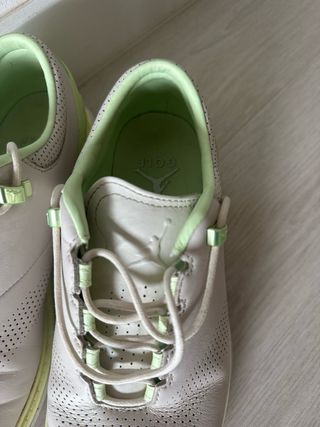 Zapatillas de Golf Blancas y Verdes