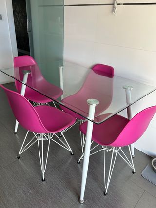 Tavolo Cucina in Cristallo e 4 Sedie Fucsia 120x80x74 cm