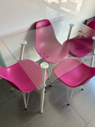 Tavolo Cucina in Cristallo e 4 Sedie Fucsia 120x80x74 cm