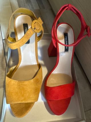 Sandalias Pull&Bear Rojas y Amarillas