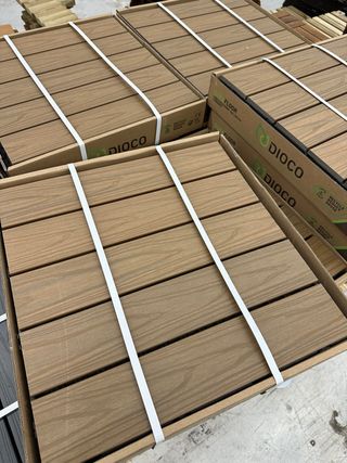 Loseta composite marrón Leroy Merlín