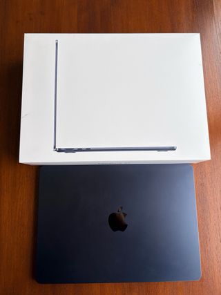 MacBook Air M4 13” 16GB