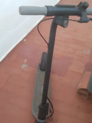 Patinete Ninebot como nuevo