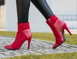 Botas rojas tacón alto