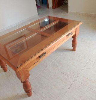 Tavolo da centro in legno massello provenzale a doppio vetro