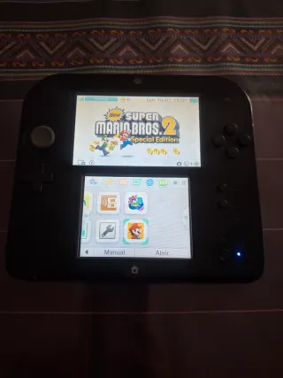 Nintendo 2DS Negra + Accesorios