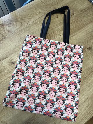 Bolsa de tela hecha a mano