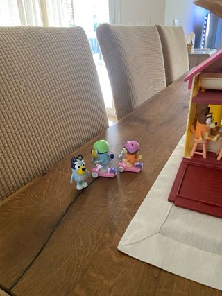 Casa Bluey y figuras extra