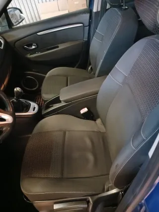 Renault Grand Scenic 2010