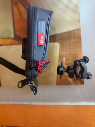 Funda y Soporte Móvil Givi