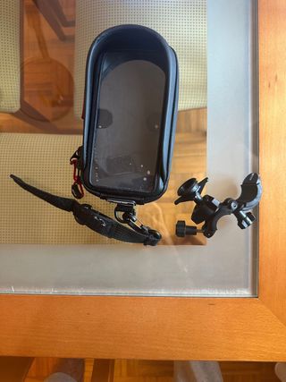 Funda y Soporte Móvil Givi