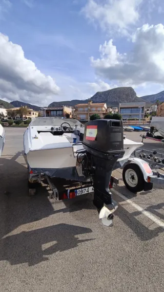 Lancha Glastron GT160 Motor Yamaha 85CV