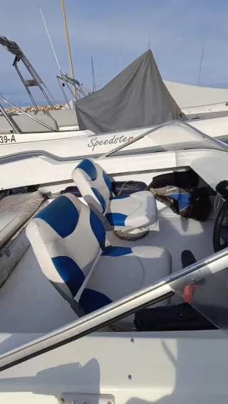 Lancha Glastron GT160 Motor Yamaha 85CV