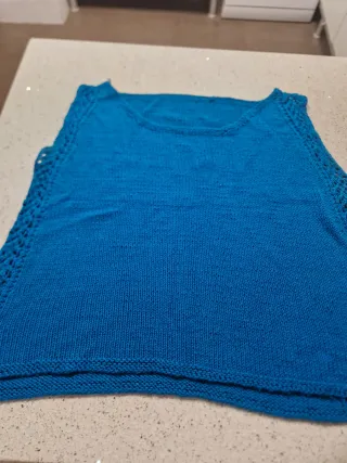 Top tejido a mano verano mujer