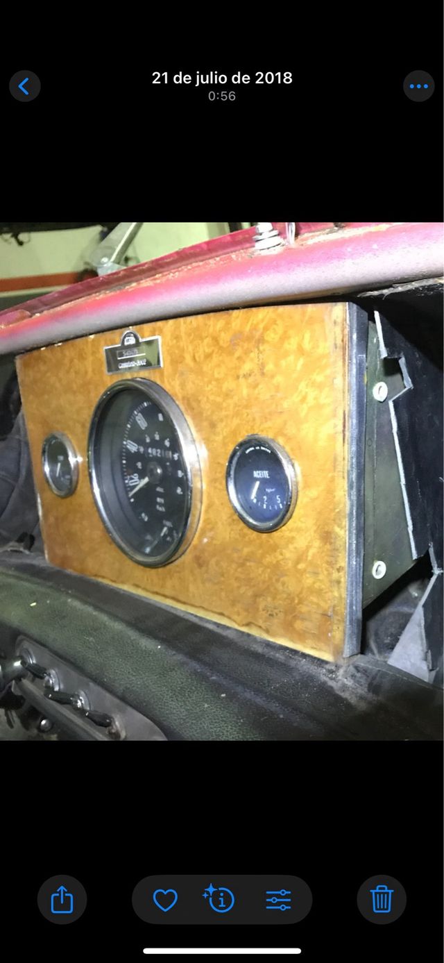 Salpicadero y guanteras nogal Mini Clásico