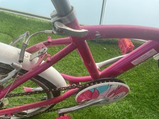 Bicicleta infantil rosa 6-8 años.