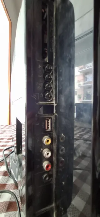 Pantalla OKI TV/DVD/Ordenador Multifunción