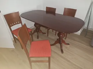 Mesa comedor extensible y 6 sillas
