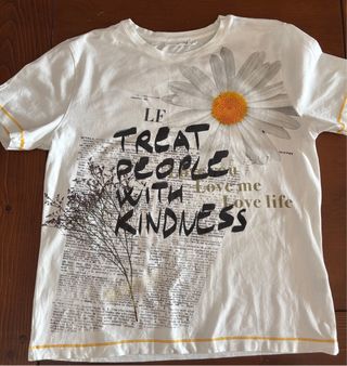 Camiseta Desigual Blanca con Estampado Floral