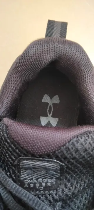 Zapatillas niño negras nuevas