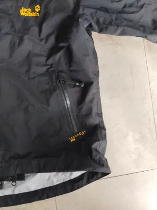 Chaqueta Jack Wolfskin Negra