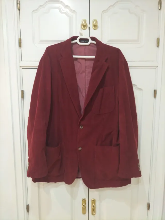 Chaqueta italiana de pana roja