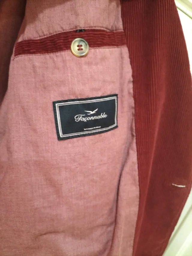 Chaqueta italiana de pana roja