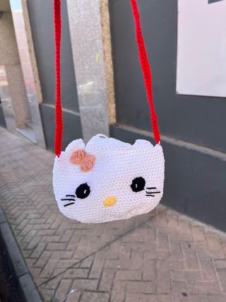 Bolso crochet Hello Kitty