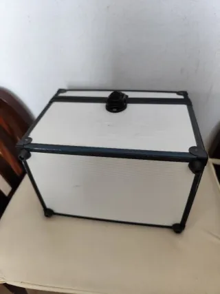 Maletín cosmética/joyero con espejo.