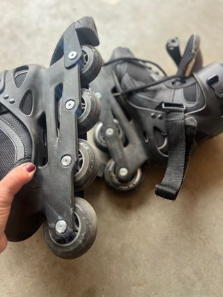 Patines en línea negros talla 39