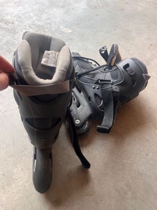 Patines en línea negros talla 39