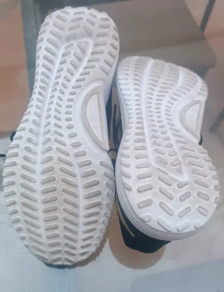 Zapatillas Reebok Talla 38 Negro/Dorado