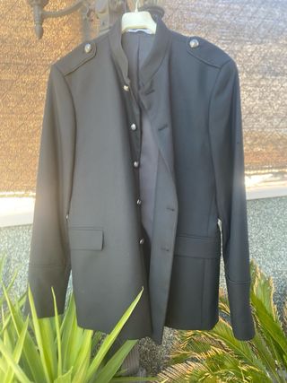 Chaqueta militar Zara Man negra