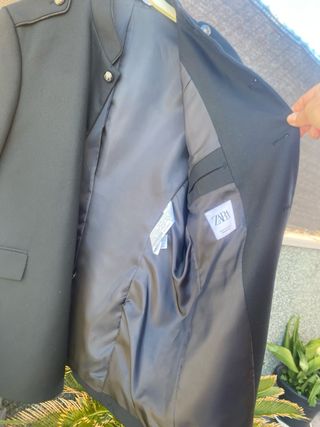 Chaqueta militar Zara Man negra