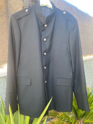 Chaqueta militar Zara Man negra