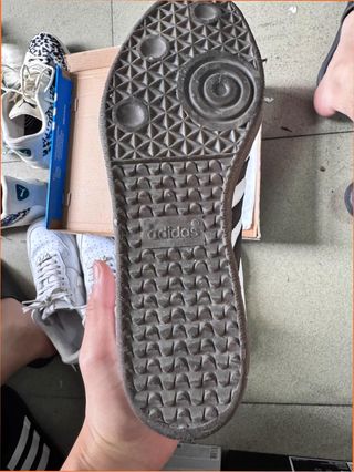 Adidas Samba Blancas y Negras Mujer